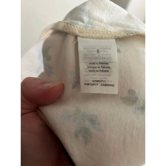 We Wore What White Skirt with Blue Flowers and Cut-out Detail, Size S - Picture 6 of 8